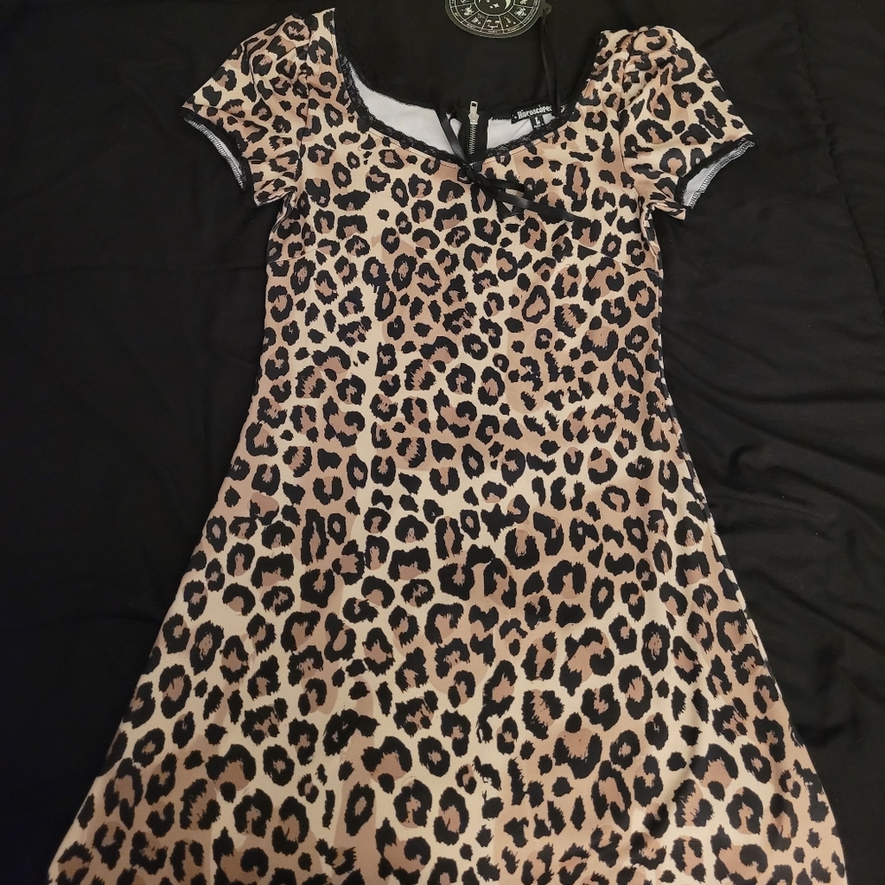 Leopard mini skirt